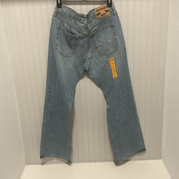 ROSS THOMSON 34 X 30L BOOT CUT JEANS - Picture 2 of 2